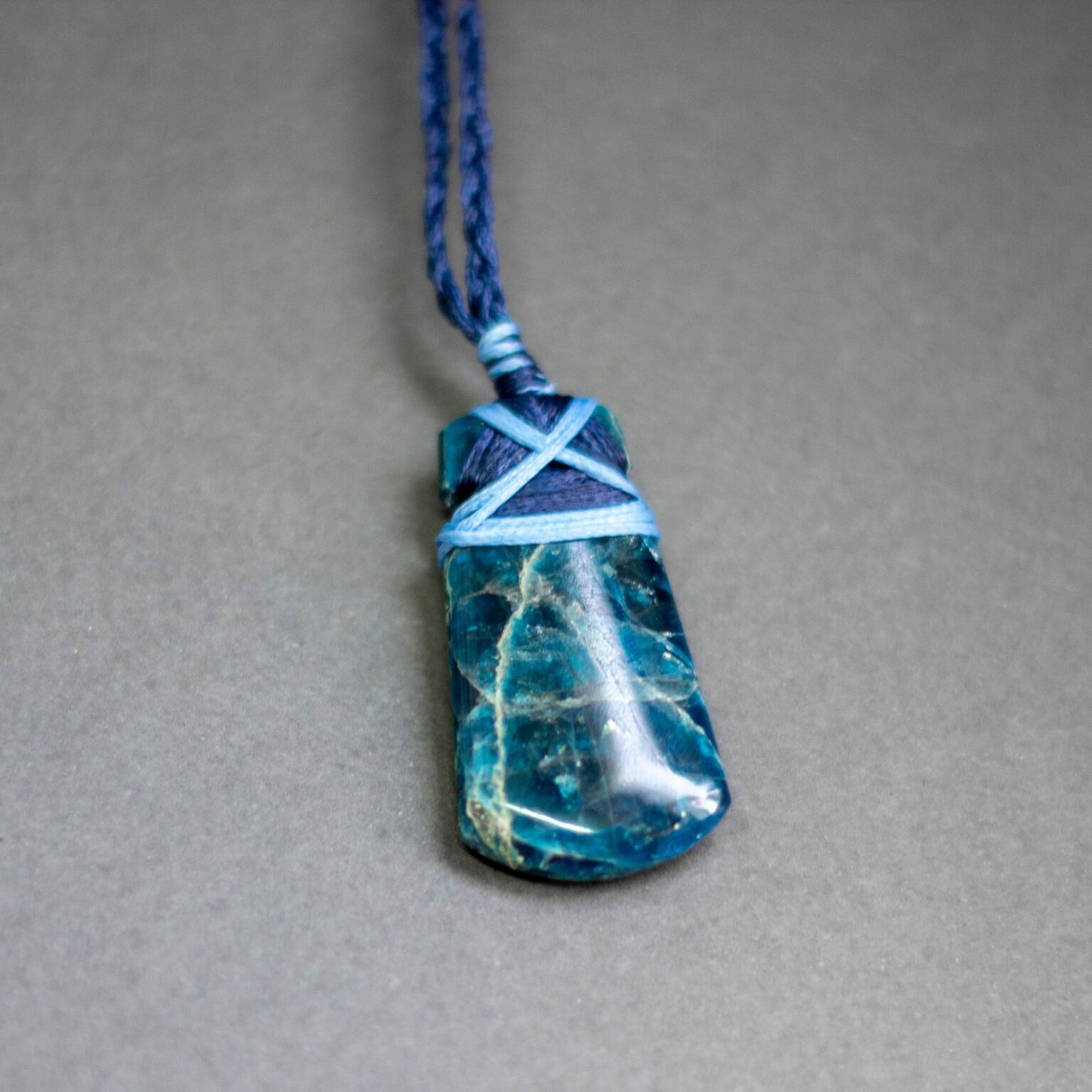 Apatite Toki Necklace (Big) - Aquarius Stones