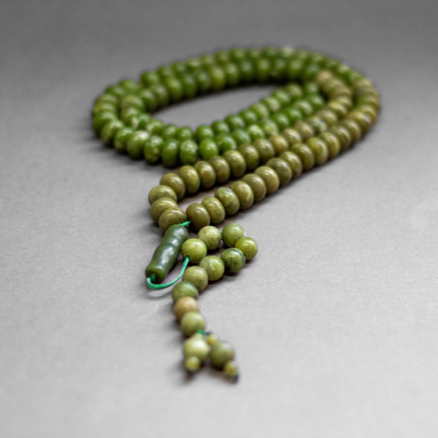 Jade Rosary (100 Beads – flat) - Aquarius Stones