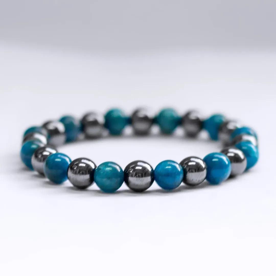 Apatite and Hematite Bracelet – 8mm - Aquarius Stones