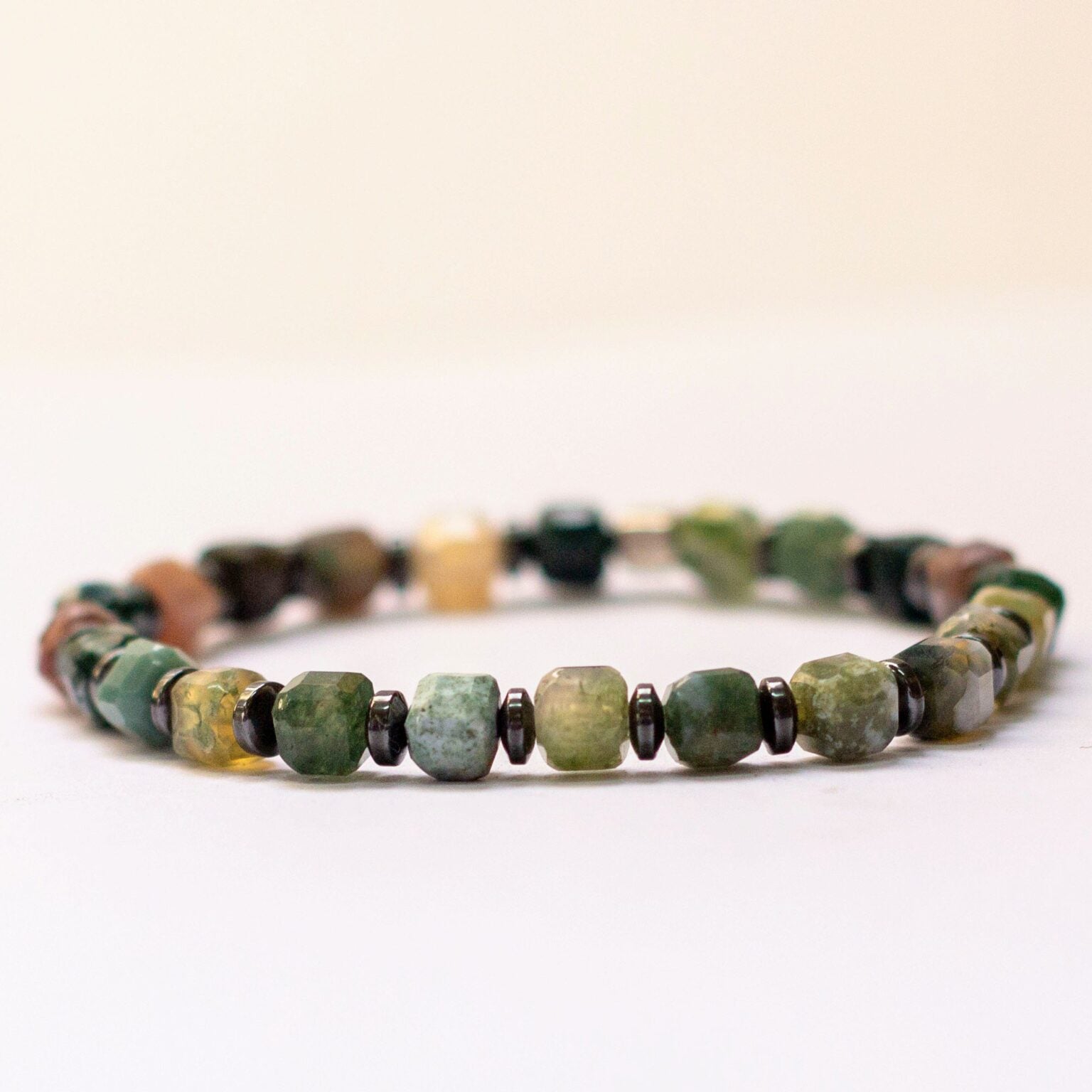 Moss Agate and Grey Hematite Bracelet 5mm – Earth Cubes Collection - Aquarius Stones