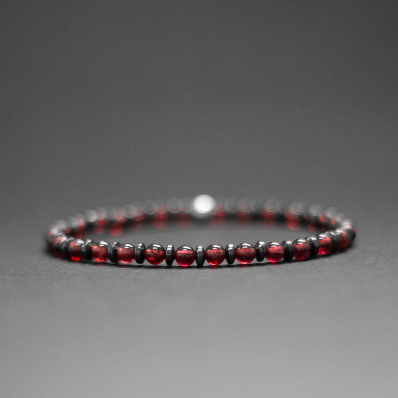 Garnet and Grey Hematite Bracelet 4mm – Pulse Collection - Aquarius Stones