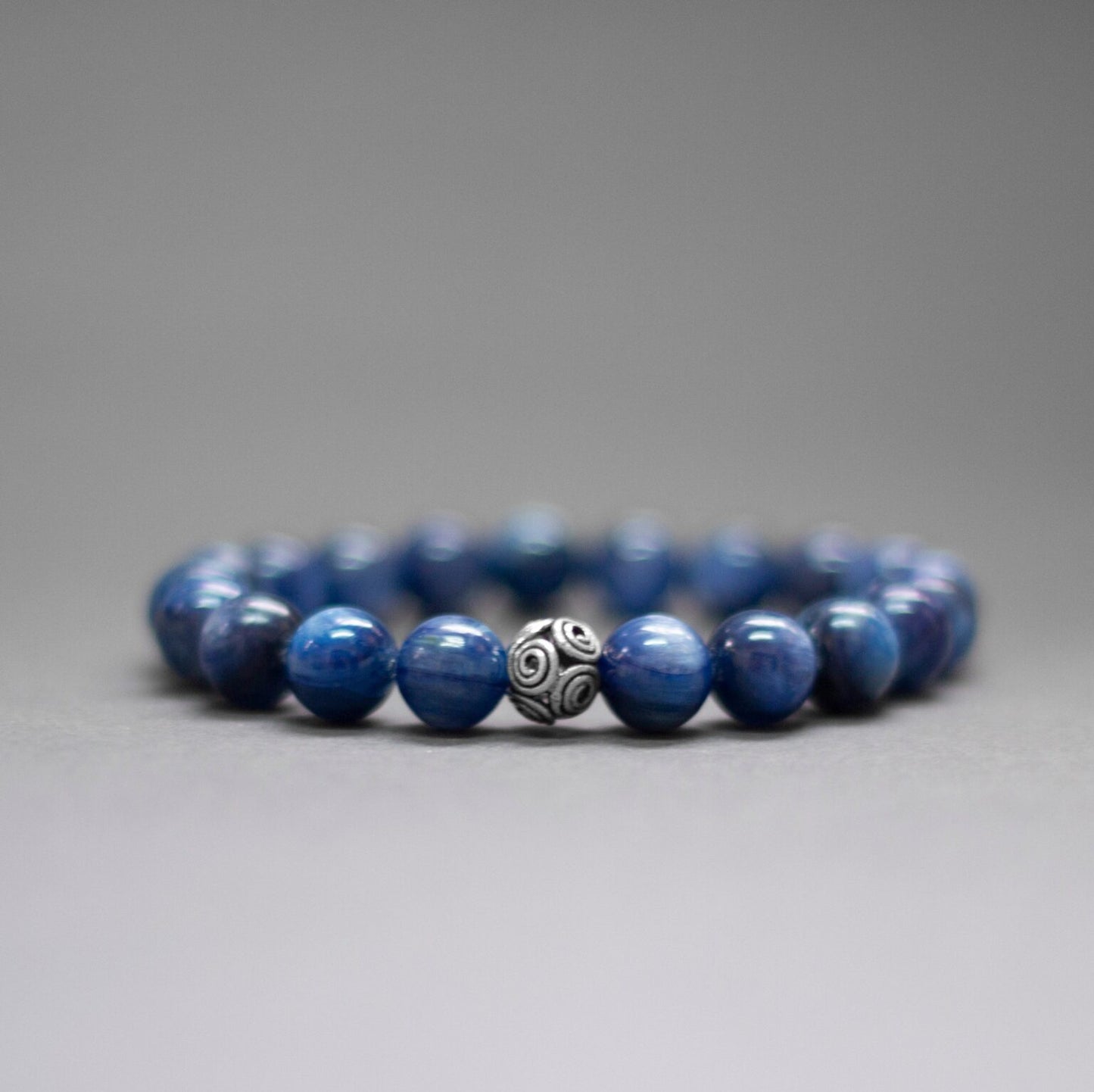 Blue Kyanite Bracelet 9-10mm - Aquarius Stones