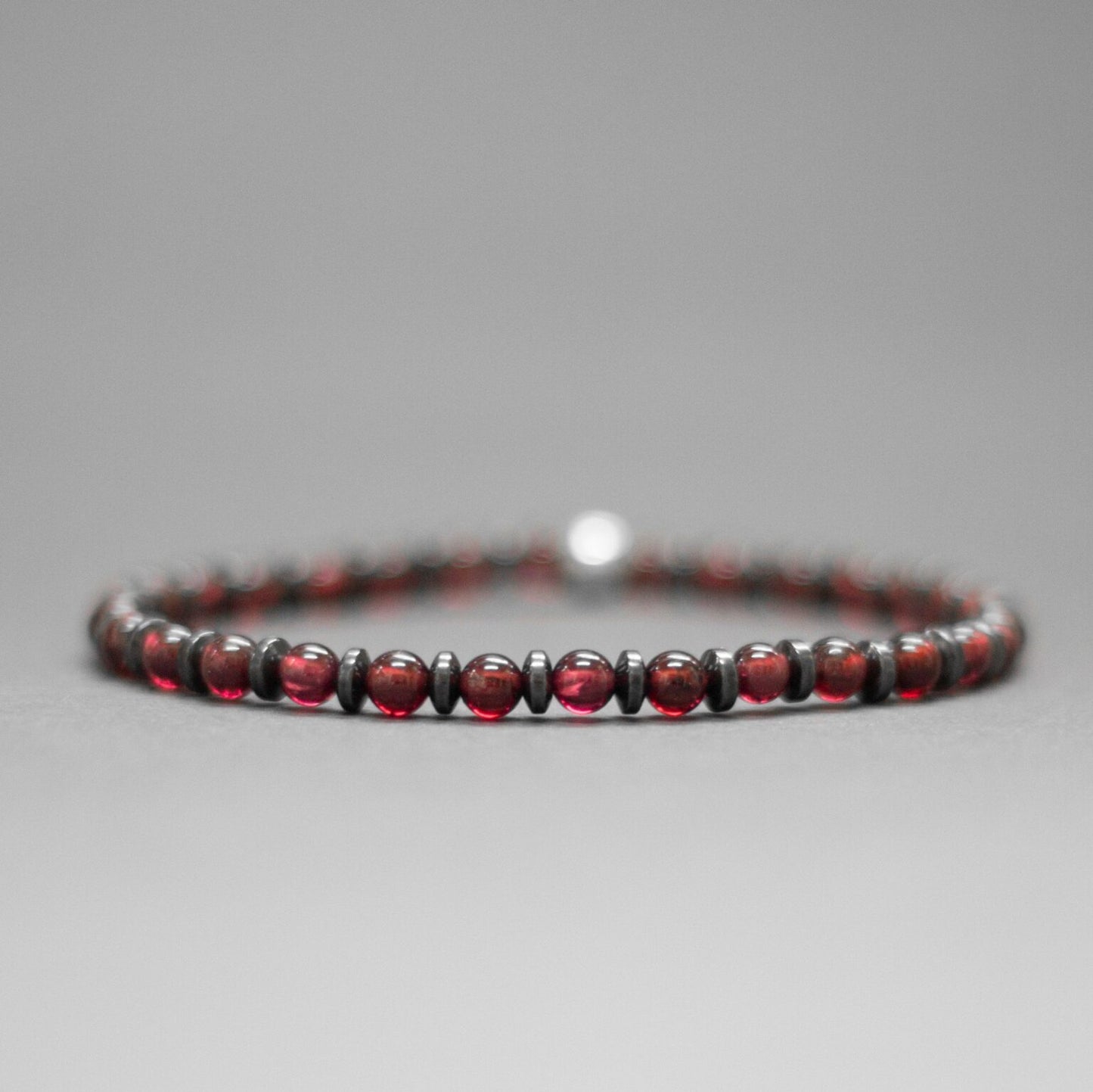 Garnet and Grey Hematite Bracelet 4mm – Pulse Collection - Aquarius Stones
