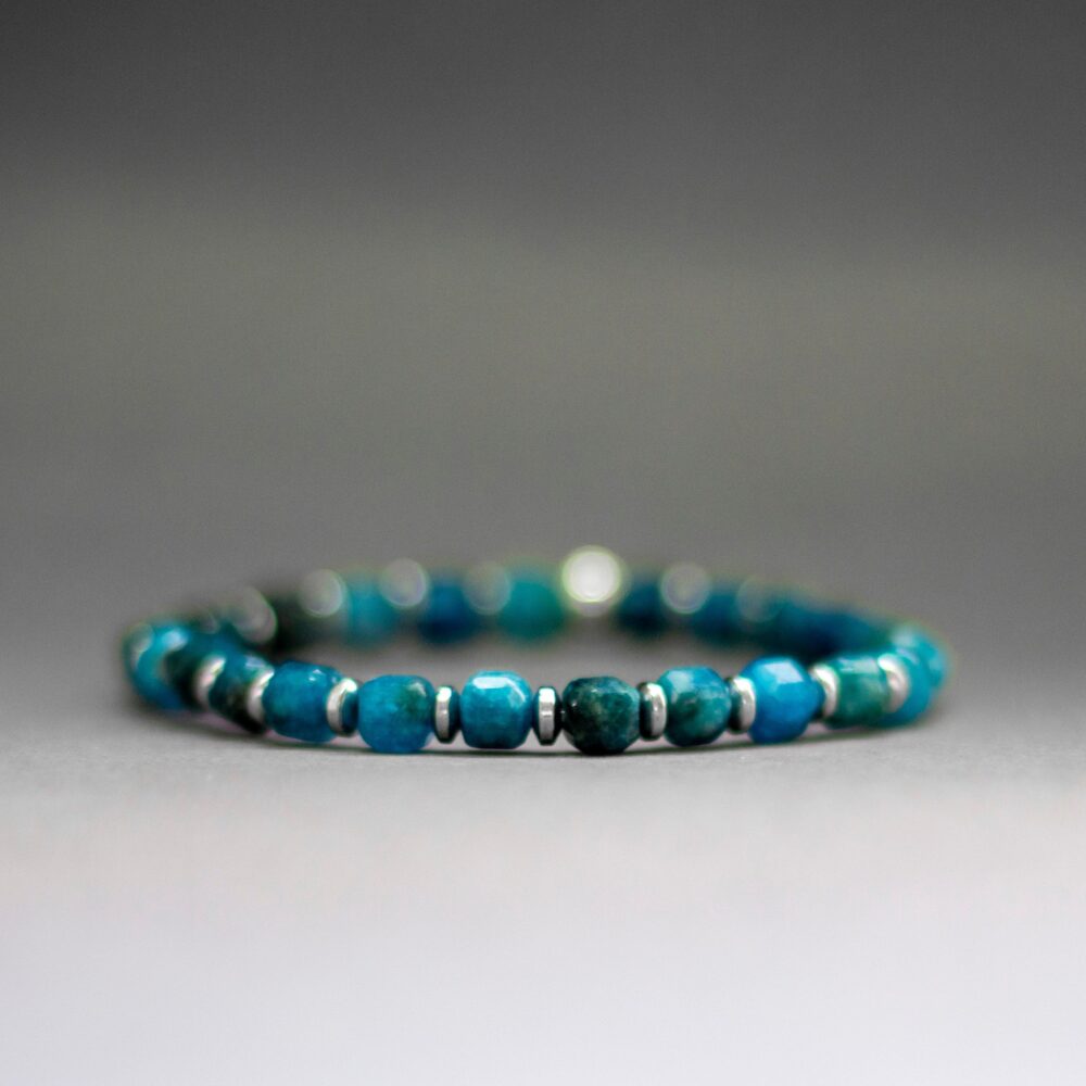 Apatite and Silver Hematite Bracelet 5mm – Earth Cubes Collection - Aquarius Stones