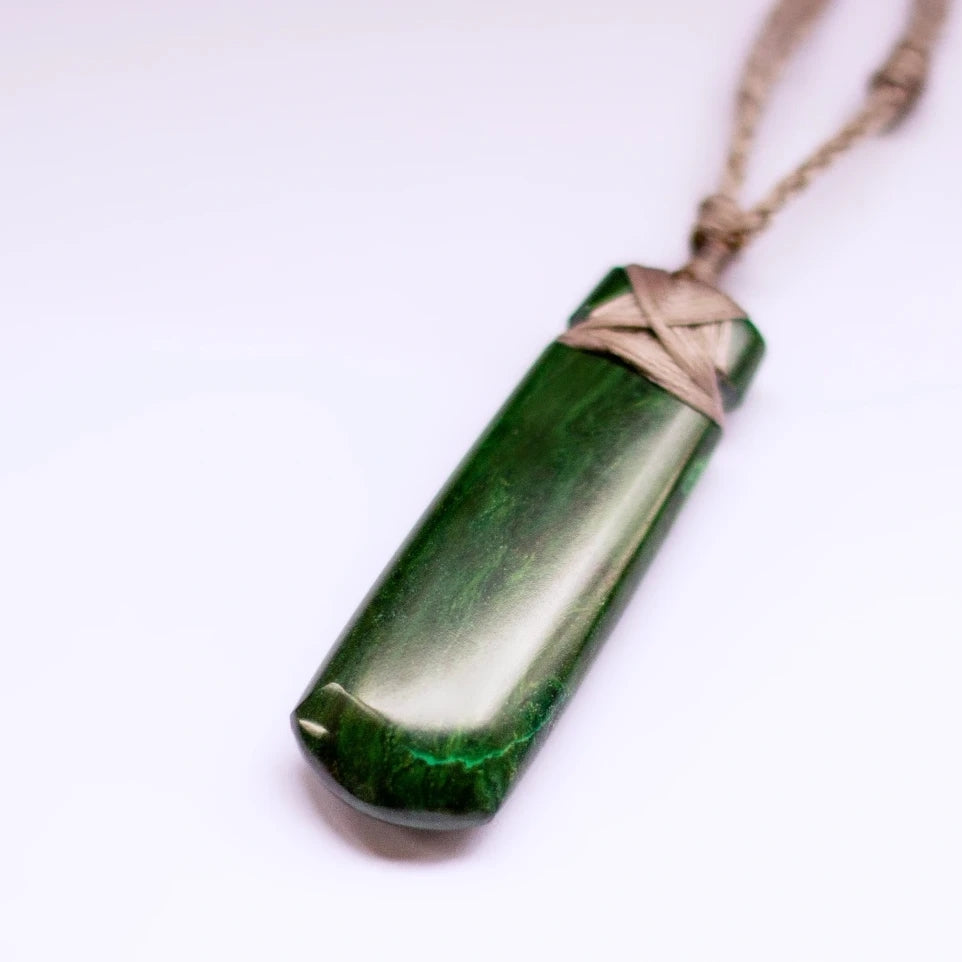 Jade Toki Necklace – Dark - Aquarius Stones