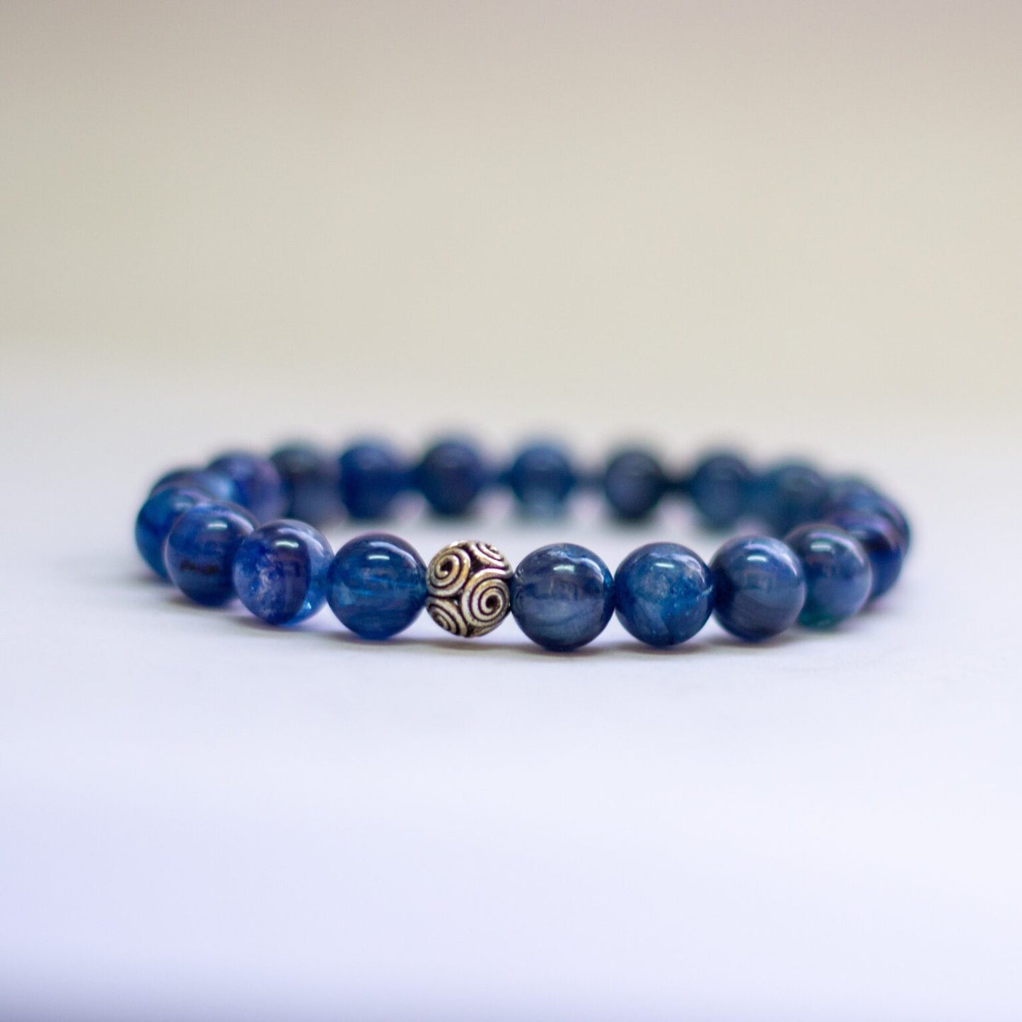 Blue Kyanite Bracelet 9-10mm - Aquarius Stones
