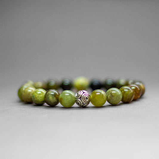 Green Garnet Bracelet – 8mm - Aquarius Stones