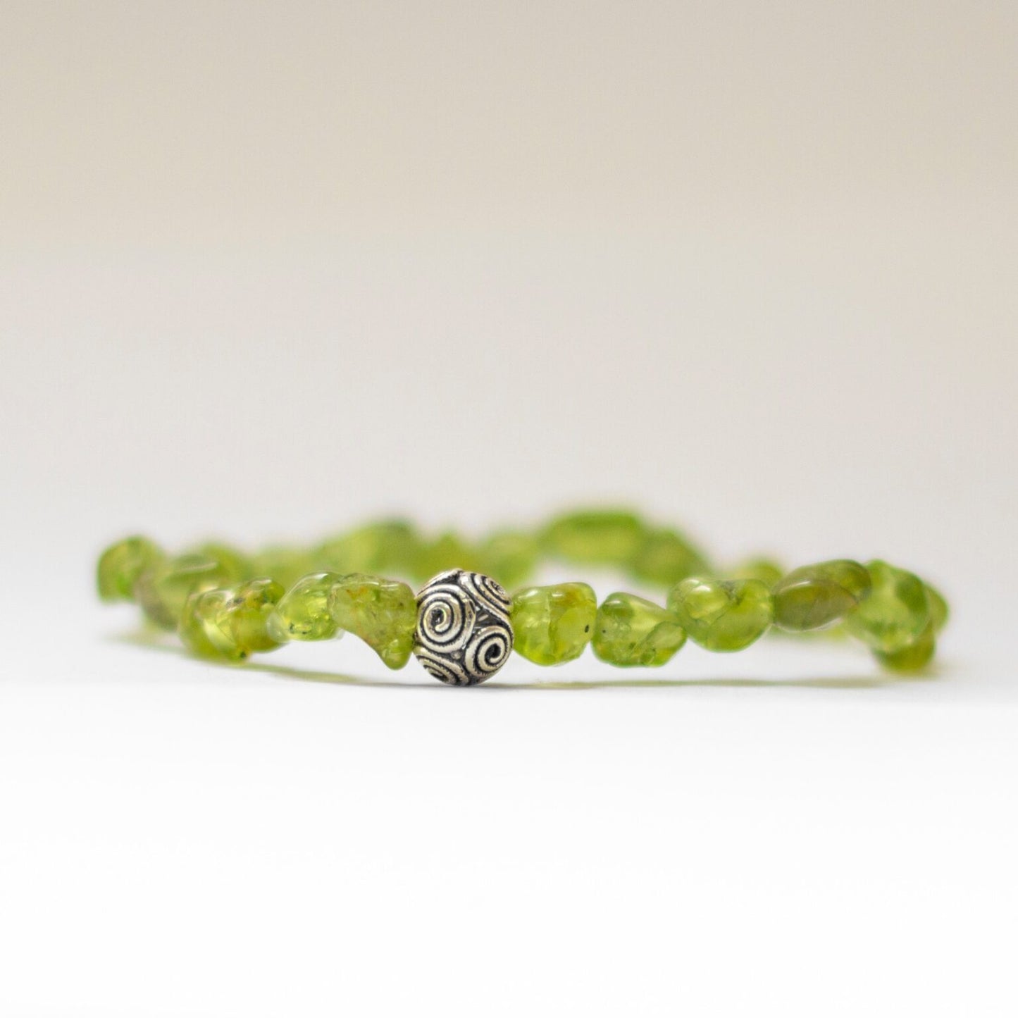 Peridot Bracelet – 6mm Irregular - Aquarius Stones